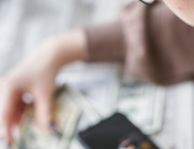 Como Utilizar o FGTS para Quitar Dívidas e Melhorar Sua Saúde Financeira