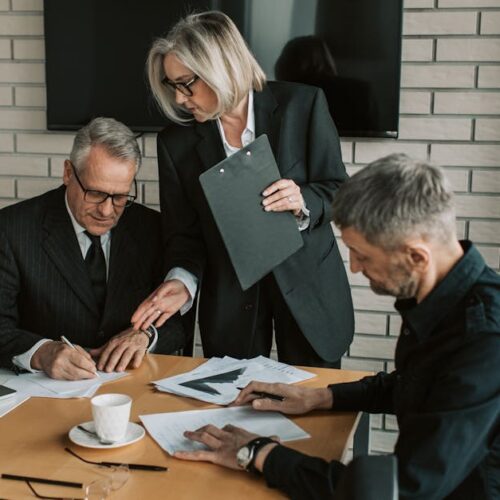 Como entender o regime fiscal das LLCs para otimizar seus investimentos