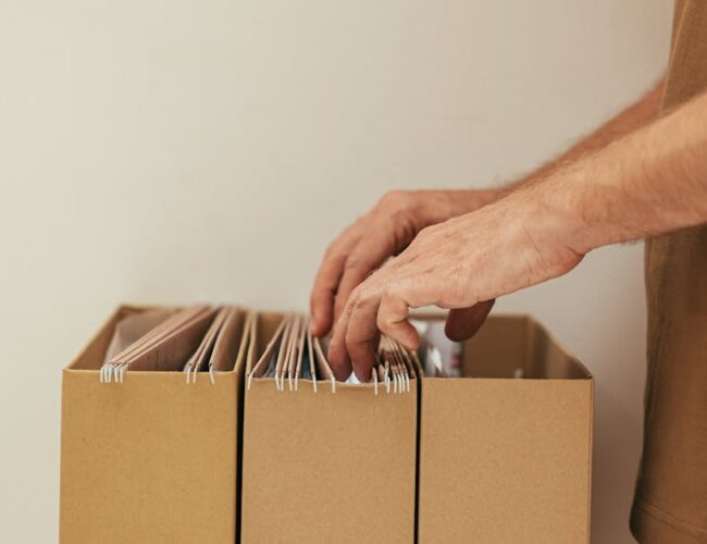 Como organizar e proteger documentos pessoais importantes